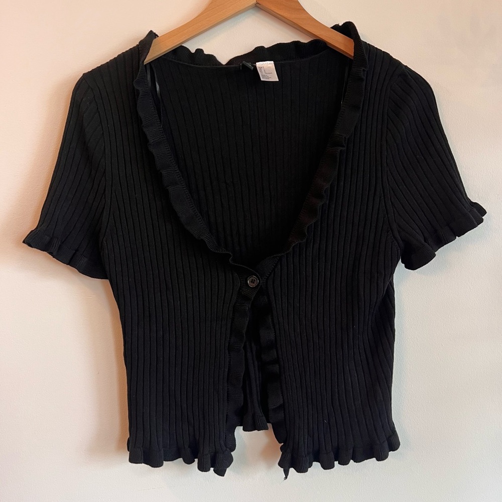 H&M Black Ruffle Top Single Button - Size L